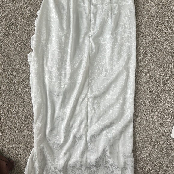 Revolve Ruched Midi Dress in Cloud- Small - Picture 10 of 14